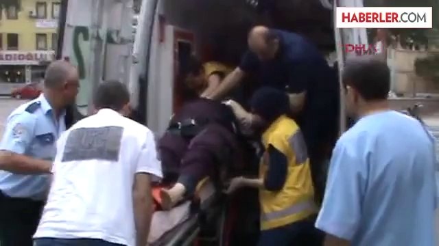 Baba ve Oğlunun Kullandığı Araçlar Kavşakta Çarpıştı: 5 Yaralı