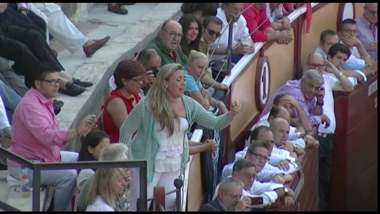 El Puerto - Aroa Cala le canta al Maestro Padilla
