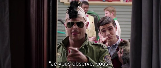 Nos Pires Voisins - Extrait #2 « Soirée Robert De Niro chez Delta Psi » [VOST|HD1080p]