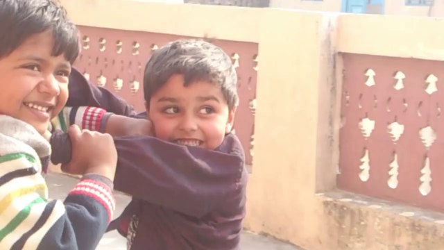 Cute kids fighting - Cute kids Sumo Wrestling .....