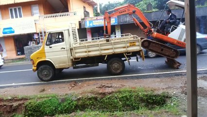 Indian Construction Worker Hack!