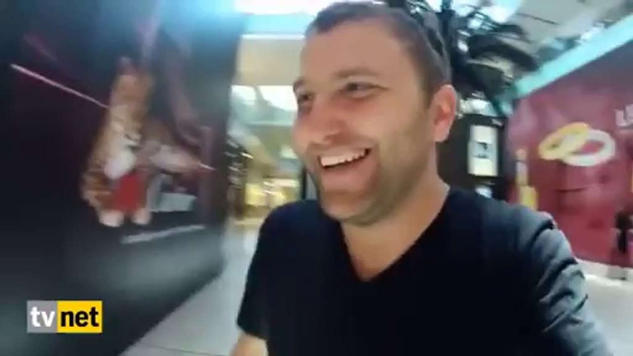 Video of this small girl’s reaction to Muslim call to prayer goes viral