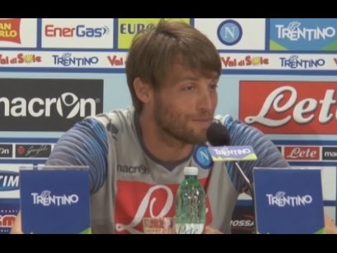Dimaro (TN) - Il Napoli presenta Michu: Voglio subito segnare alla Juve (25.07.14)
