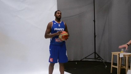 Boris Diaw lors de la séance photos à l'INSEP