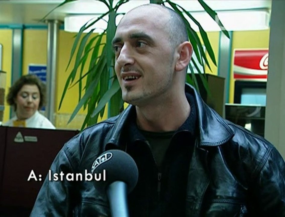 Die Harald Schmidt Show - 0913 - 2001-04-19 - Atze Schröder, Nazan Eckes