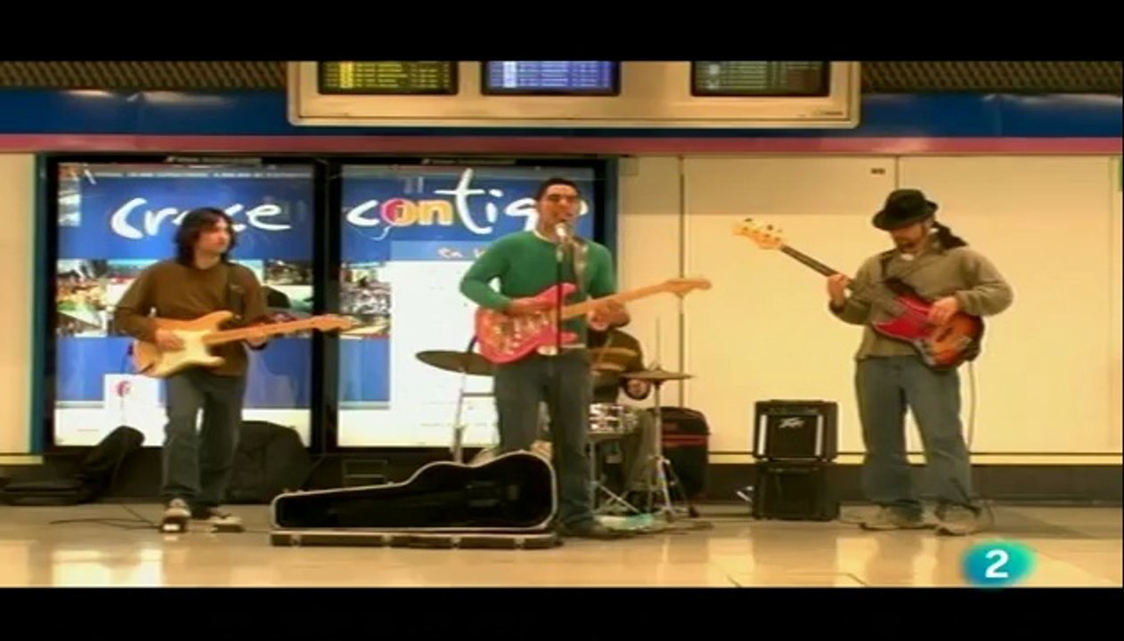 Cantando bajo la tierra, Documental 2005