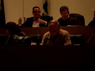 Κόντρα δημάρχου με Γκίκα