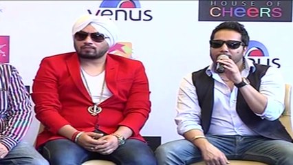 MIKA SING ALBUM IAM SINGH DILBAGHBVICTORIA SECERTS LAUNCH