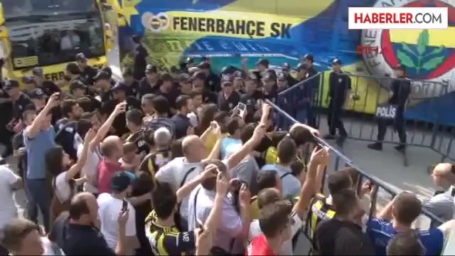 Fenerbahçe Yeni Transferi Dıego ile Sahada