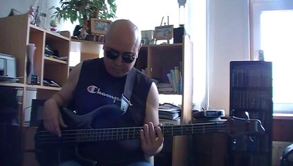 Chaka Khan  Do You Love What You Feel Basscover Bob Roha