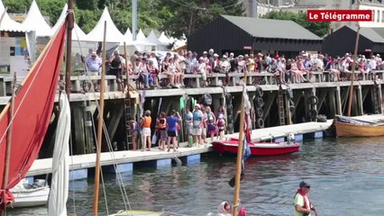 Temps Fête sur Douarnenez. Le passage des écluses