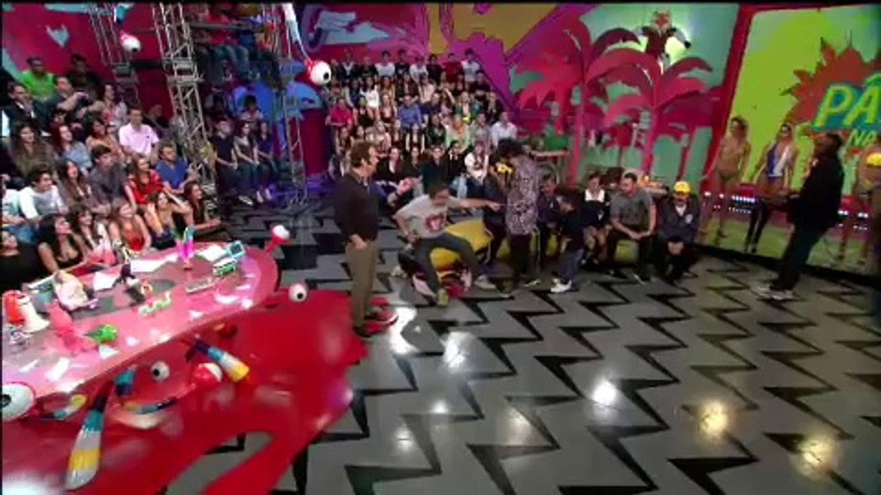 Poderoso Castiga Beija.... - Pânico Na Band