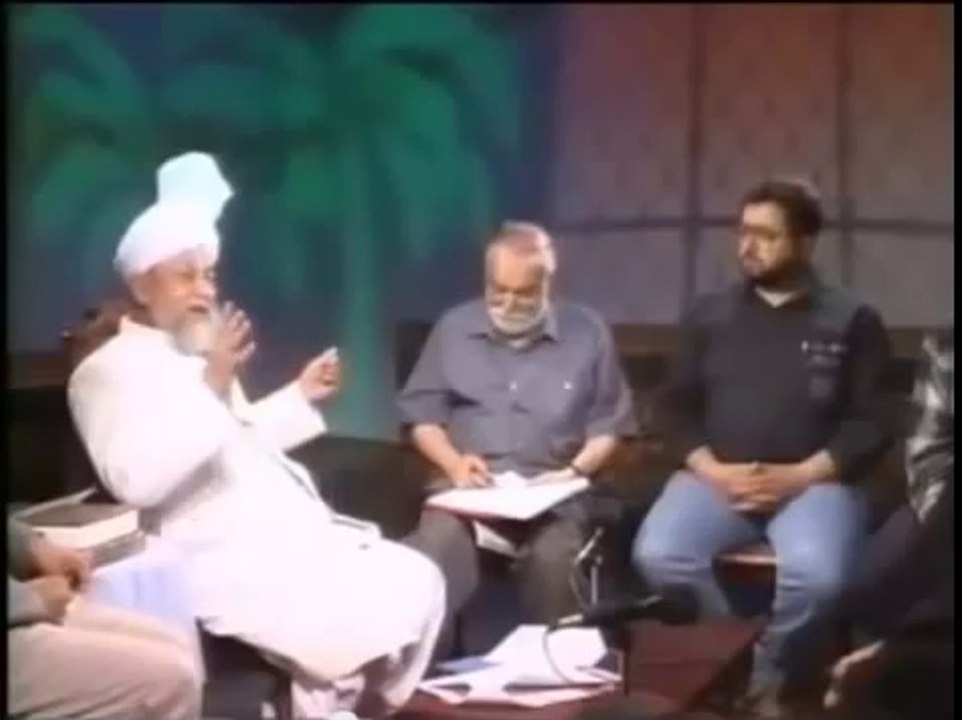 Mubahala - TAHIR UL QADRI vs MIRZA TAHIR AHMAD - Ahmadiyya Khalifa (English)