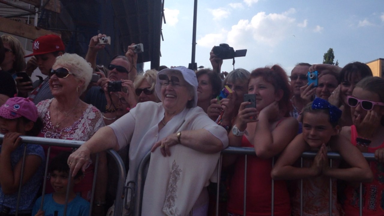 Royal de luxe: le chien Xolo au poil