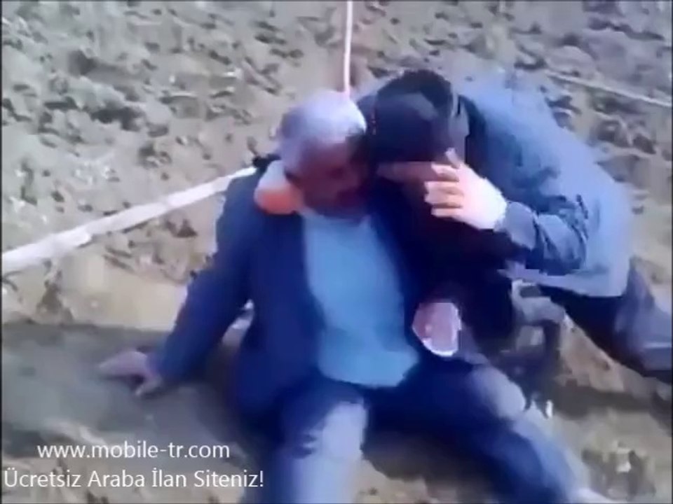 Dedelerin güreşi koptummm