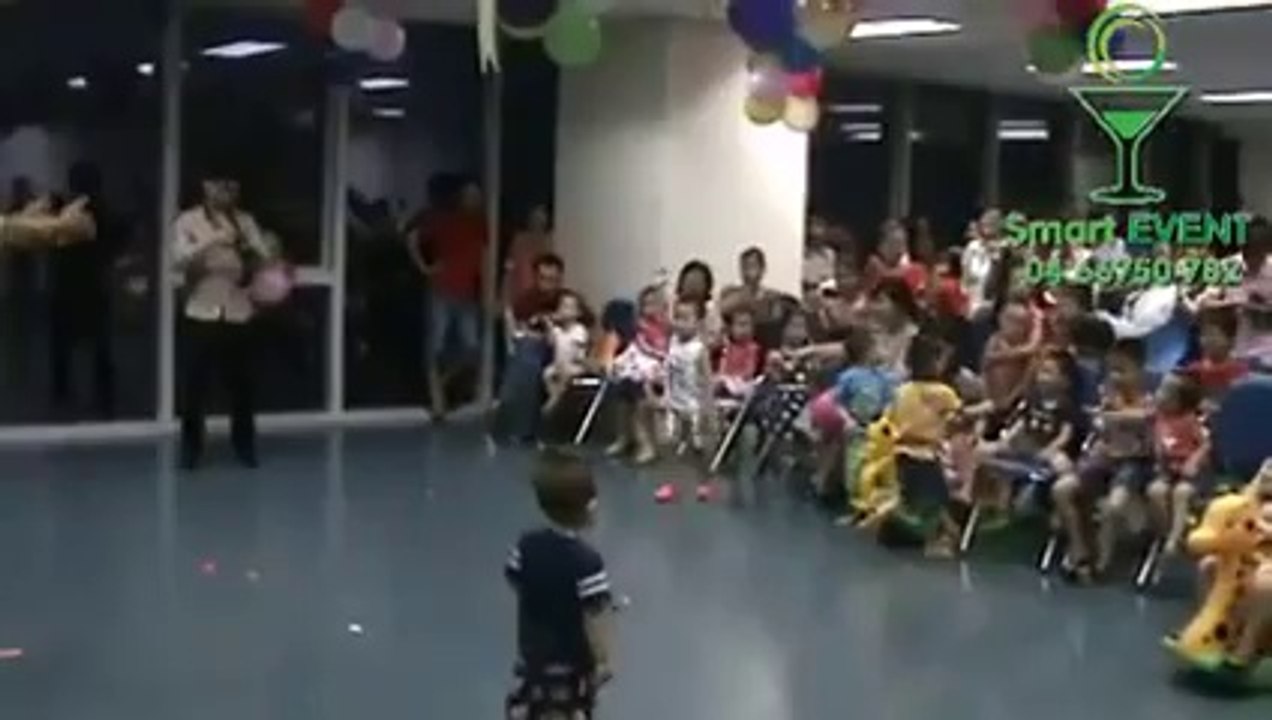 Nhận biểu diễn ảo thuật, hề xiếc, múa rối. - YouTube