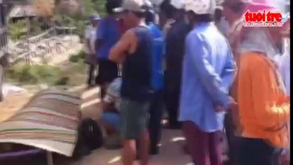 Ô tô chở vịt gây tai nạn, 2 người chết