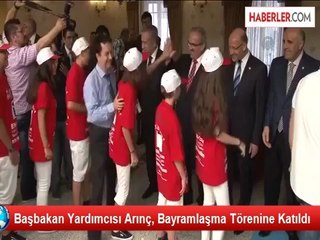 Başbakan Yardımcısı Arınç, Bayramlaşma Törenine Katıldı