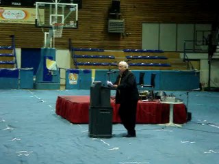 Κοντός: Όχι στις απολύσεις