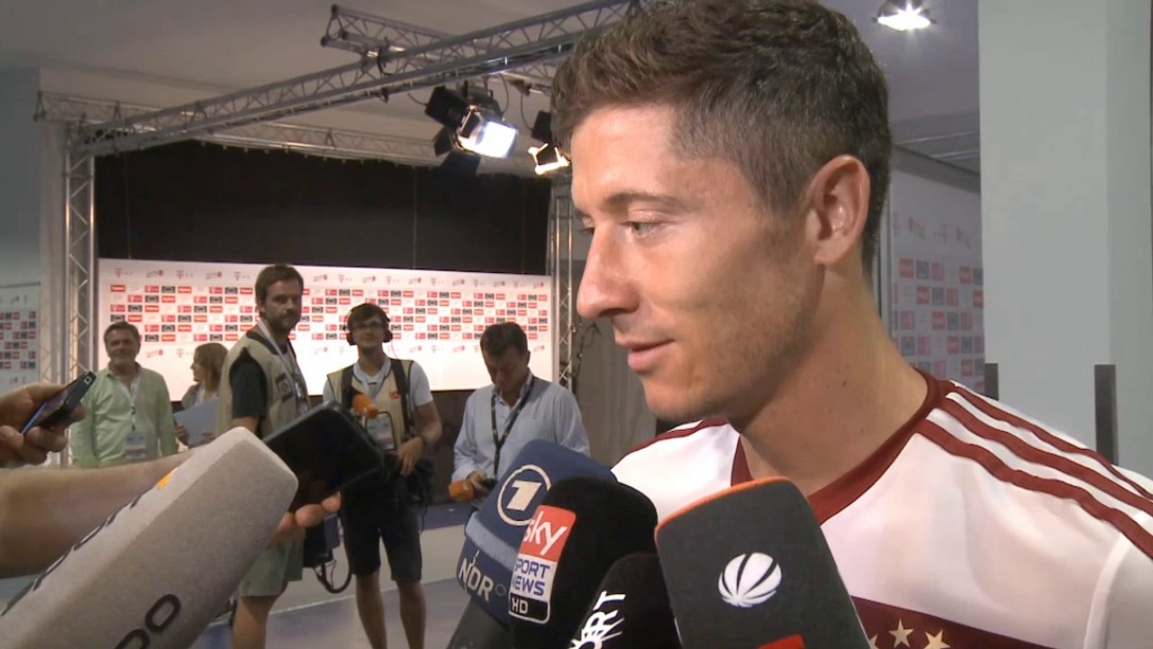 Telekom Cup: Lewy: 'Schwer nach einer WM'