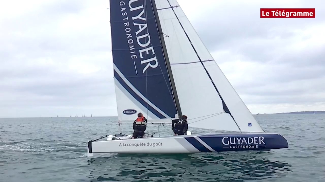 Tour de France à la voile 2015. Sur un petit trimaran !