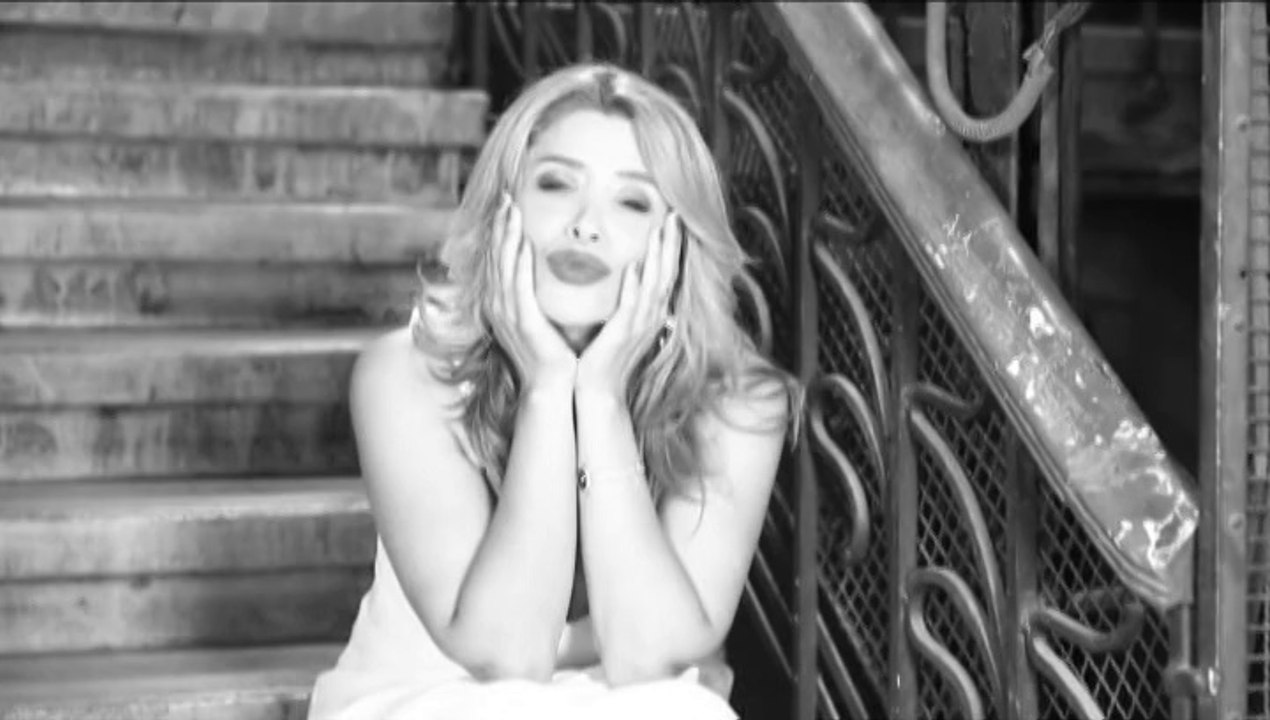 Ayşegül Zayim - Türkü Gözlüm (Orijinal Klip)