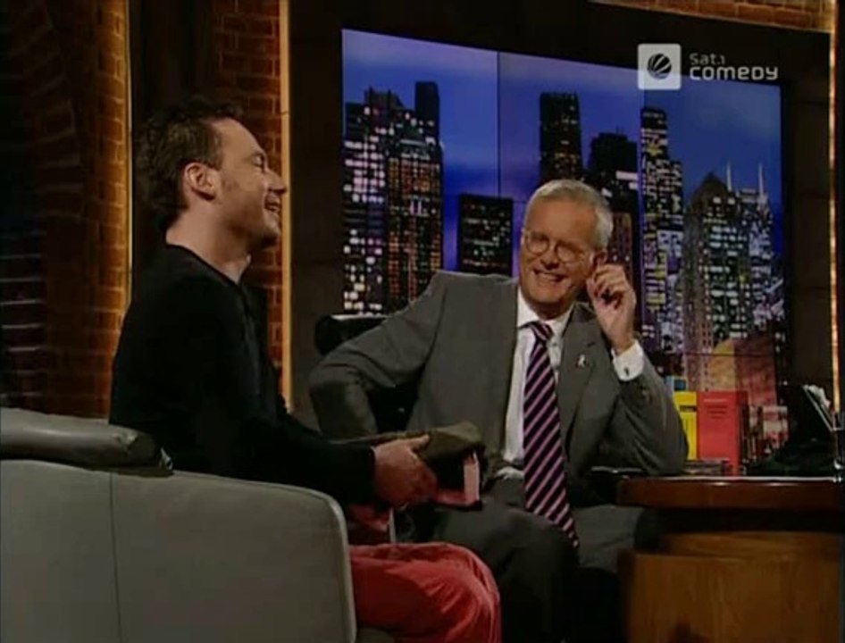 Die Harald Schmidt Show - 0961 - 2001-08-17 - Michael 'Bully' Herbig, Nina