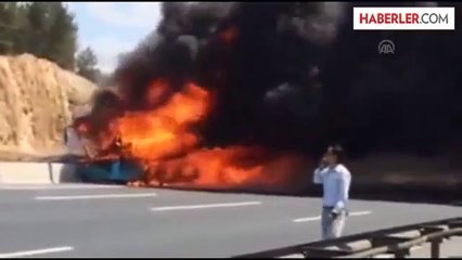 Seyir halindeki halk otobüsü yandı - olay anı -
