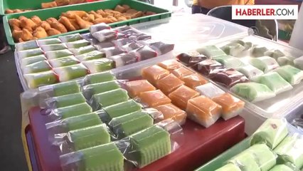 Endonezyalıların en gözde iftar mekanları "yemek pazarları" -