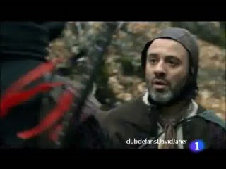 AGUILA ROJA BUSCANDO LAS PISTA DEL ASESINO DE NIÑOS