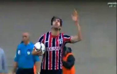 GOL de Kaká. Goiás 2-1 Sao Paulo.