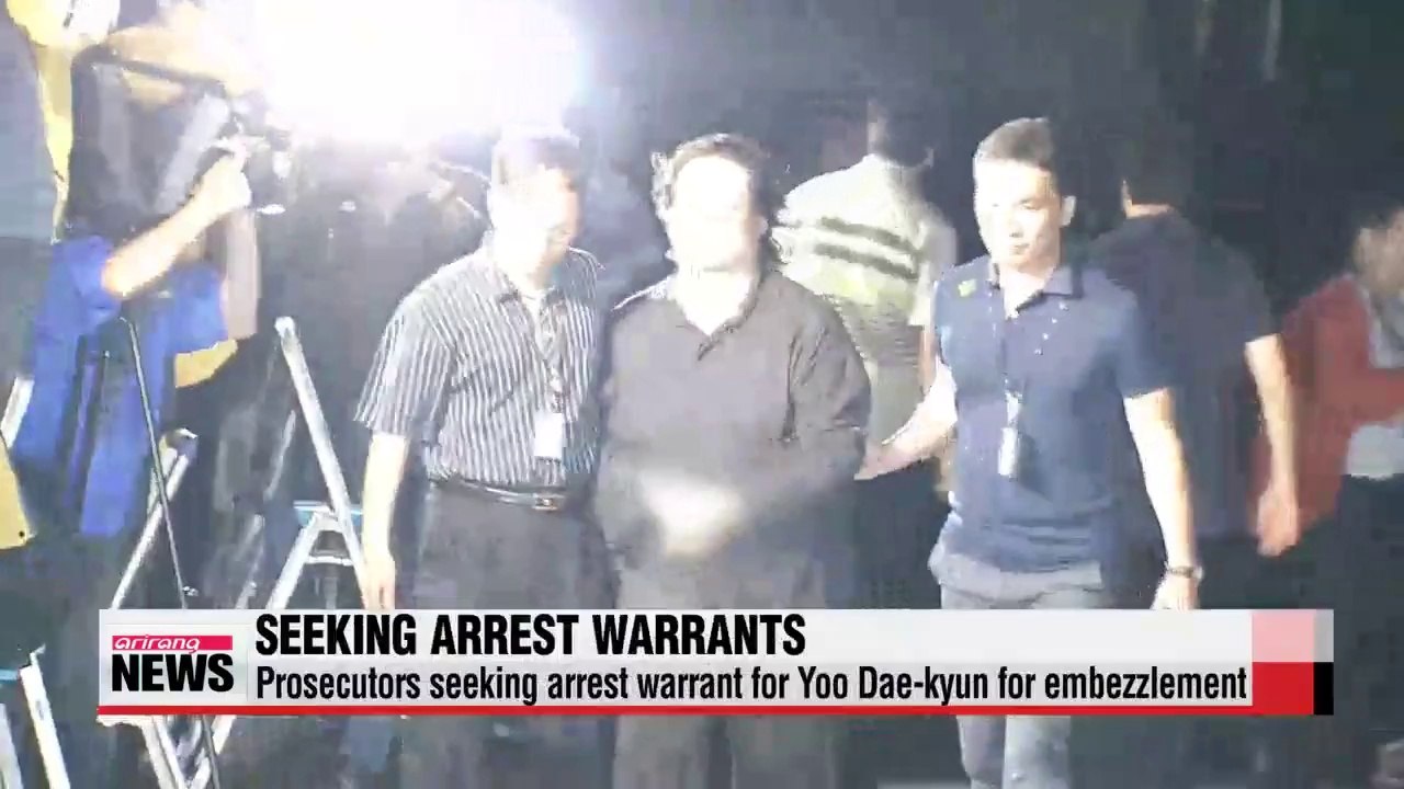 Prosecutors seeking arrest warrant for son of sunken ferry owner