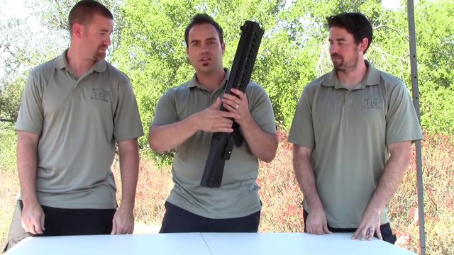 UTAS UTS-15 Tactical Shotgun (Review Shooting)