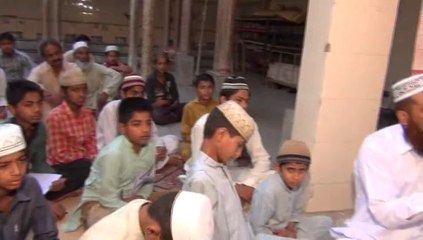 Talib e Ilam Ki Fazeelat 1/4 by Mufti Nazeer Ahmad Raza Qadri