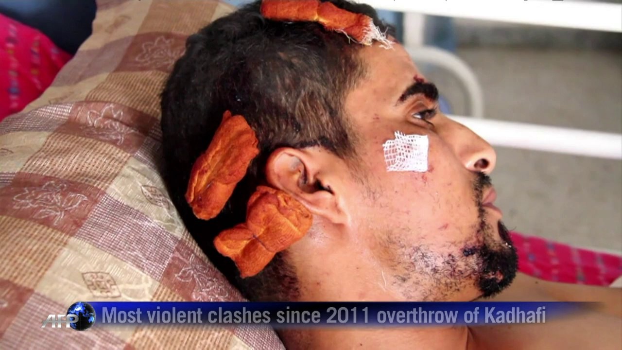 Foreigners urged to leave Libya amid rising vio...