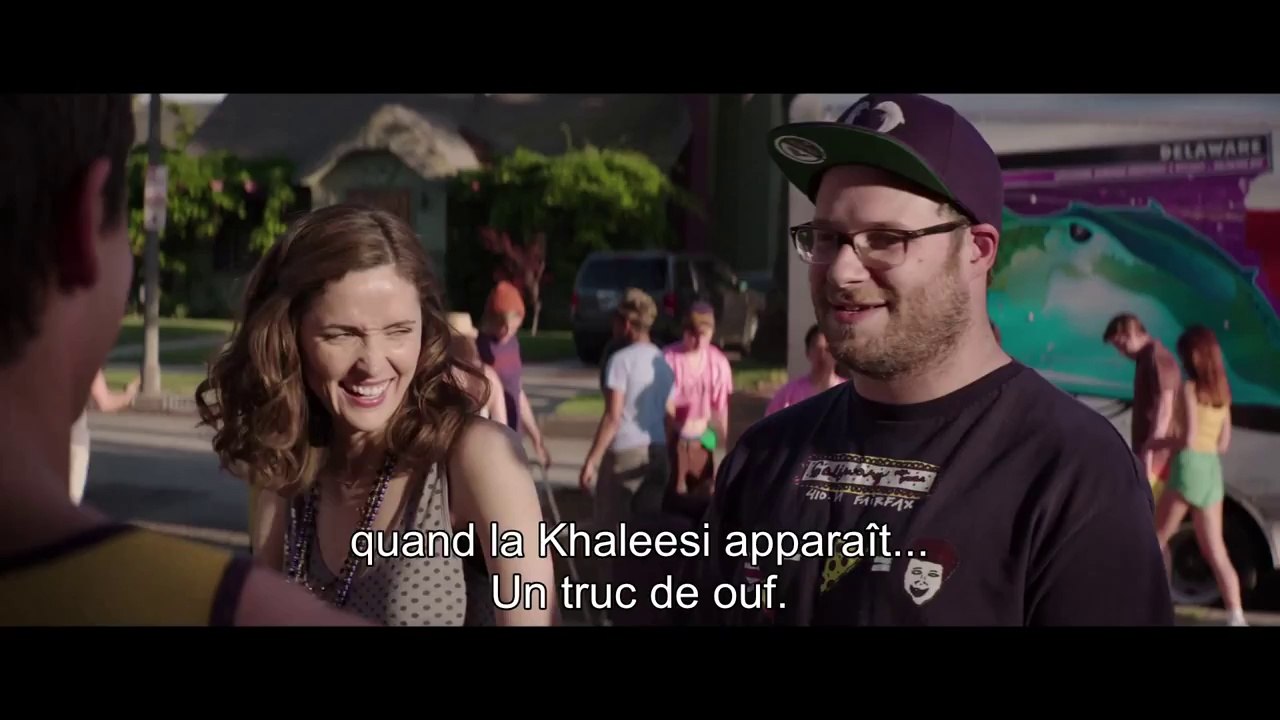 Nos Pires Voisins (2014) - Extrait "Les Voisins de Mac et Kelly" [VOST-HD]