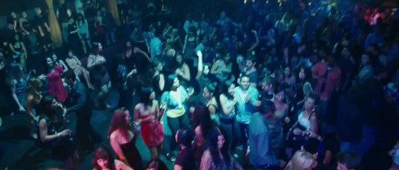 Trailer: Amor a distância - Legendado