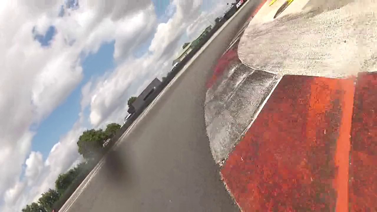 Roulage Le Vigeant 8 juillet 2012 CB 500