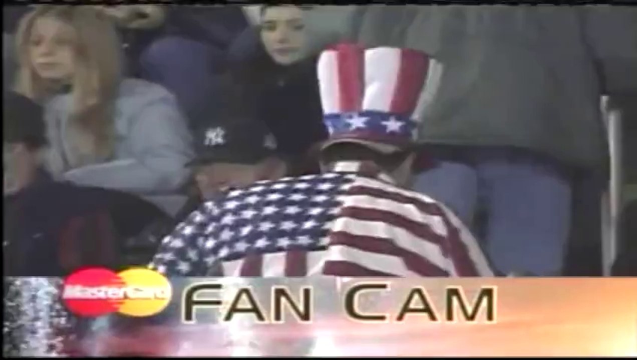 MLB 2001 World Series G4 - New York Yankees vs Arizona Diamondbacks