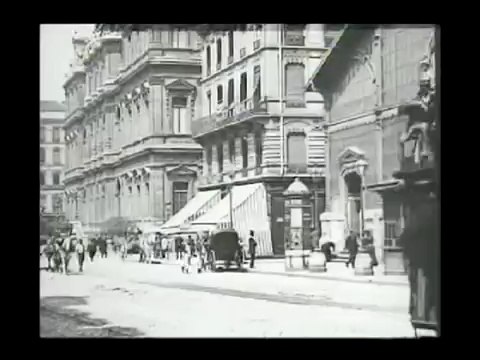 Cordeliers' Square in Lyon (1895) - LOUIS LUMIERE - Place des Cordeliers à France