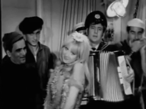 Gelince Gözgöze Biz - Zeki Müren (Filiz Akın & Zeki Müren)