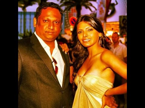 Sherlyn Chopra files FIR against 'Kamasutra 3D' director BY VIDEO VINES HD