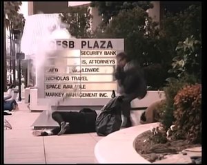L.A. Takedown, Bank robbery and Shootout