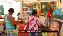 Marché artisanal à Cayenne