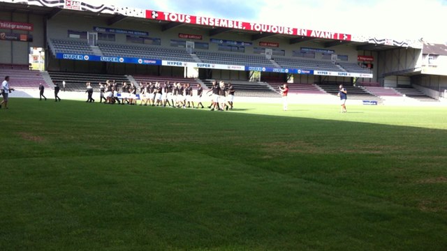 3 500 supporter rencontrent les joueurs d'En Avant de Guingamp