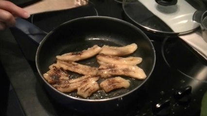 Dessert de fêtes   bananes poelées à l'huile de coco   sauce choco végétalienne