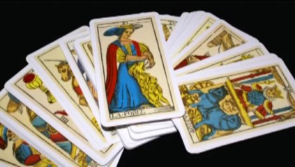 Ton avenir selon le tarot divinatoire : VoyanceAlice.com