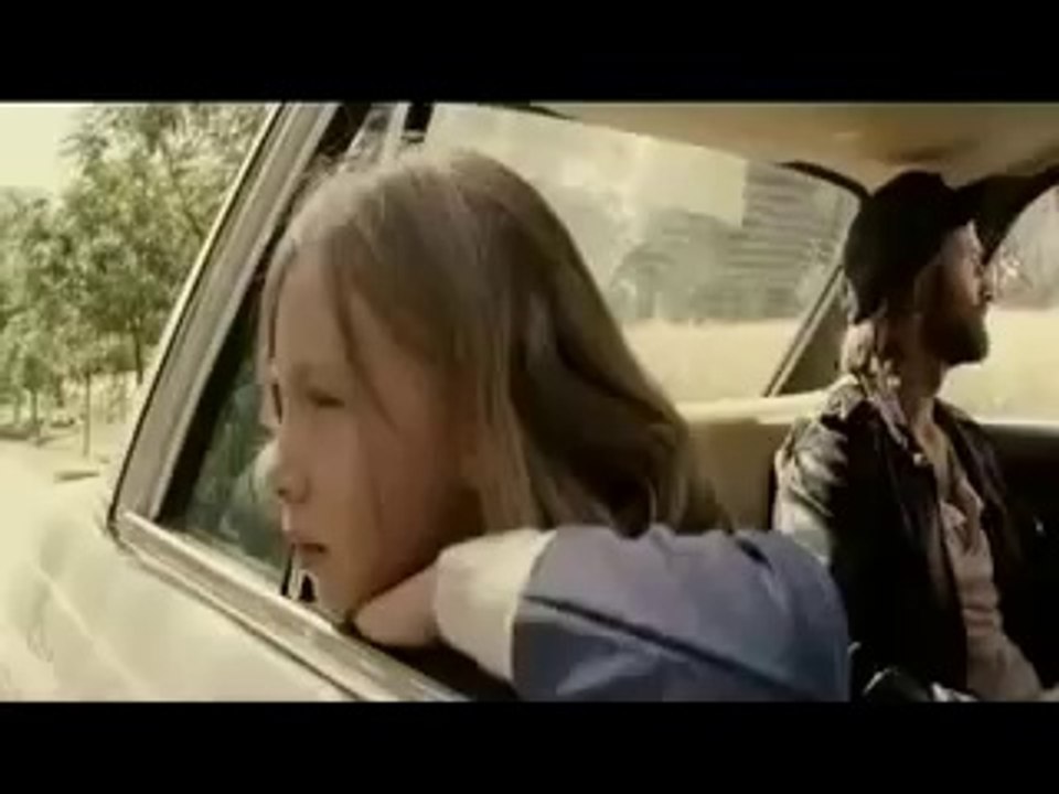 Trailer Bajo las Estrellas