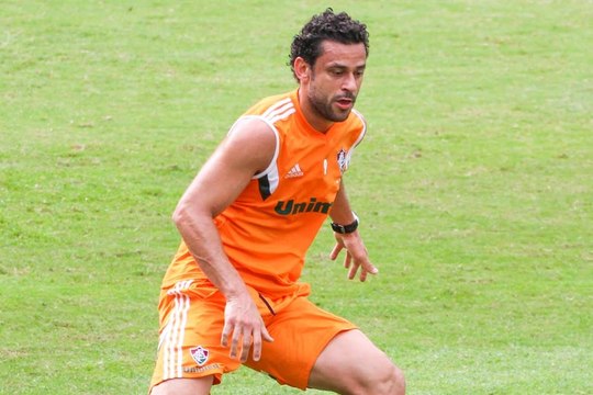 Com golaço e boa atuação, Fred é destaque contra o Nova Iguaçu