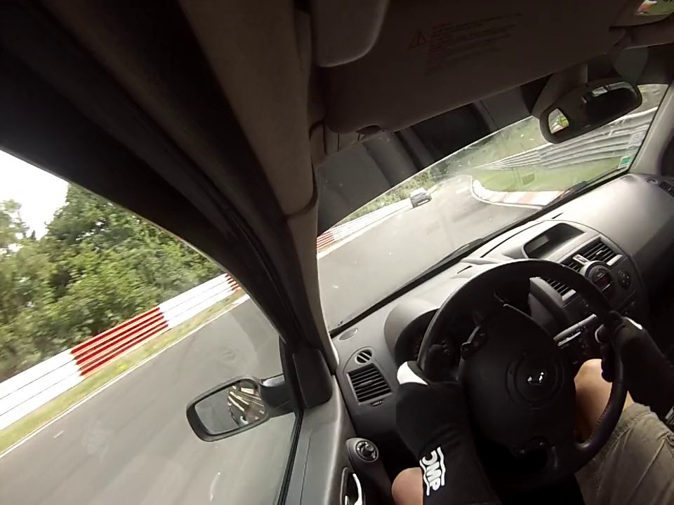 Megane rs vs m3 e46 nurburgring romain